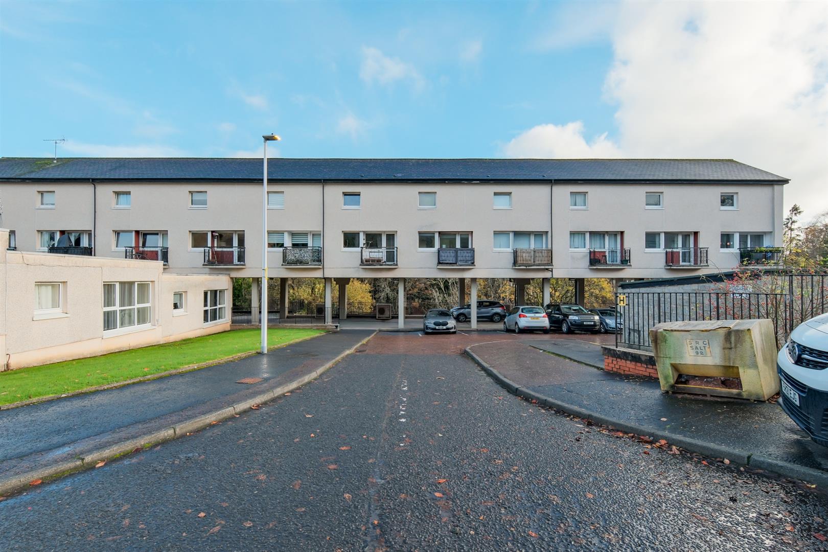 Forrest Place, Crossford, Carluke